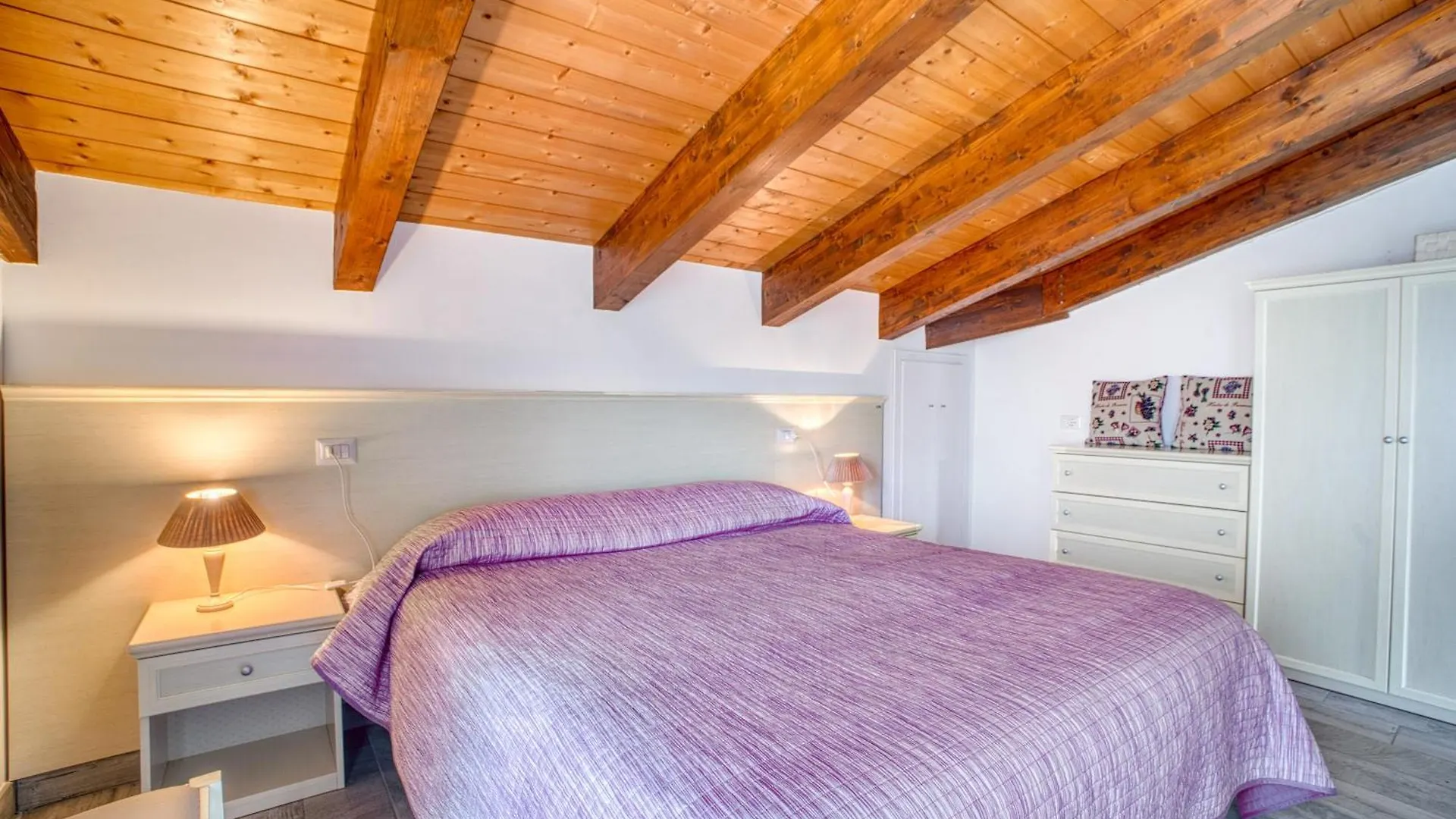 Holiday home Casavacanzelemore - Casa Zoe Valfabbrica Italy